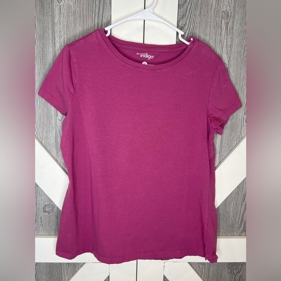 Great Northwest Clothing Company Tops - BAG155. Great Northwest Indigo Pink Short Sleeve Tee Small